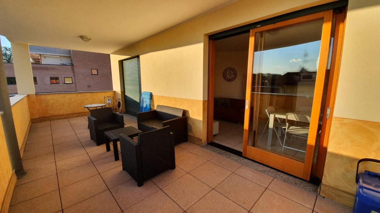 Appartamenti Ticino Sesto Calende Buitenkant foto